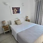 Avra Appartement Pera Gyalos