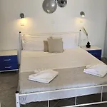 Avra Pera Gyalos