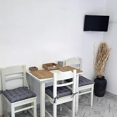Apartment Avra