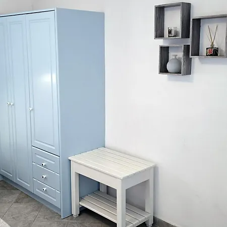 Apartment Avra