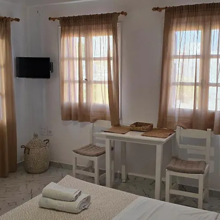 Apartment Avra
