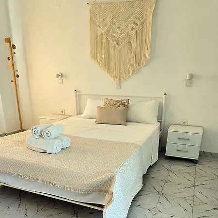 Apartment Avra