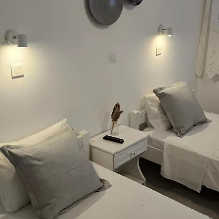 Avra Apartment Pera Gyalos