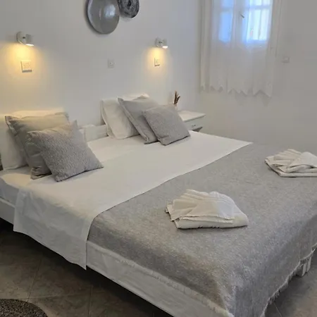 Avra Apartment Pera Gyalos