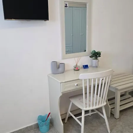 Apartment Avra
